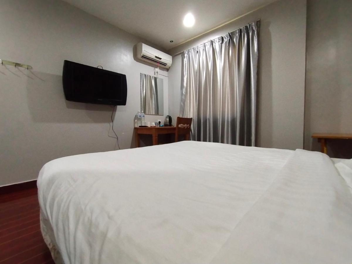 Oyo 90248 Kapitan Inn Bintulu Kültér fotó