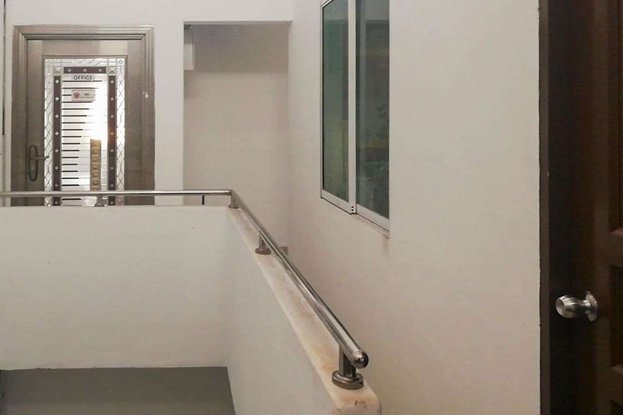Oyo 90248 Kapitan Inn Bintulu Kültér fotó